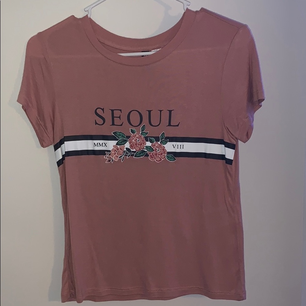 H&M Graphic tee shirt